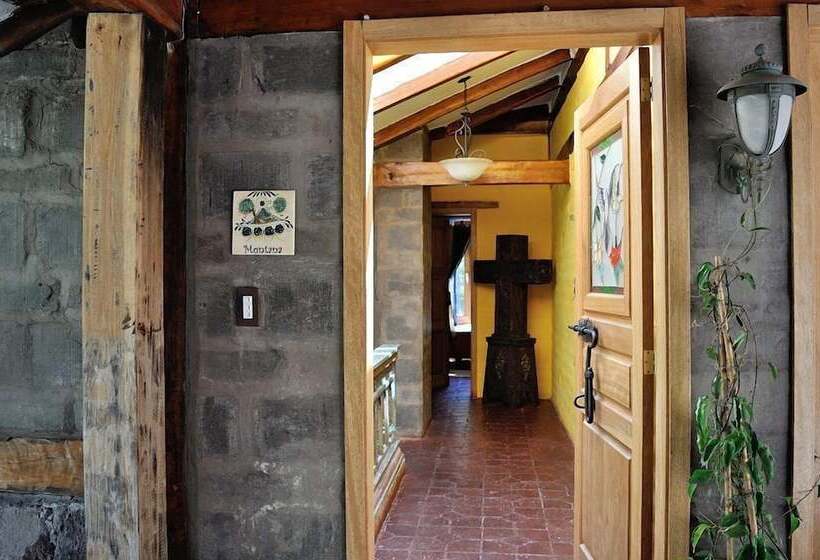 ホテル Hacienda Rumiloma By Rotamundos