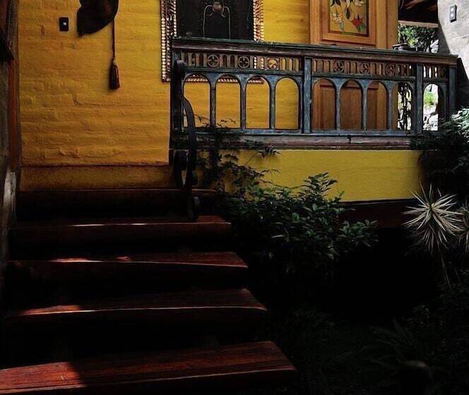 ホテル Hacienda Rumiloma By Rotamundos