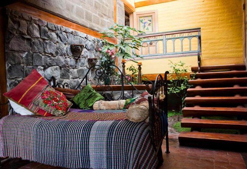 ホテル Hacienda Rumiloma By Rotamundos