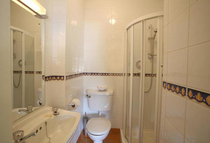 Hazelbrook Bed & Breakfast