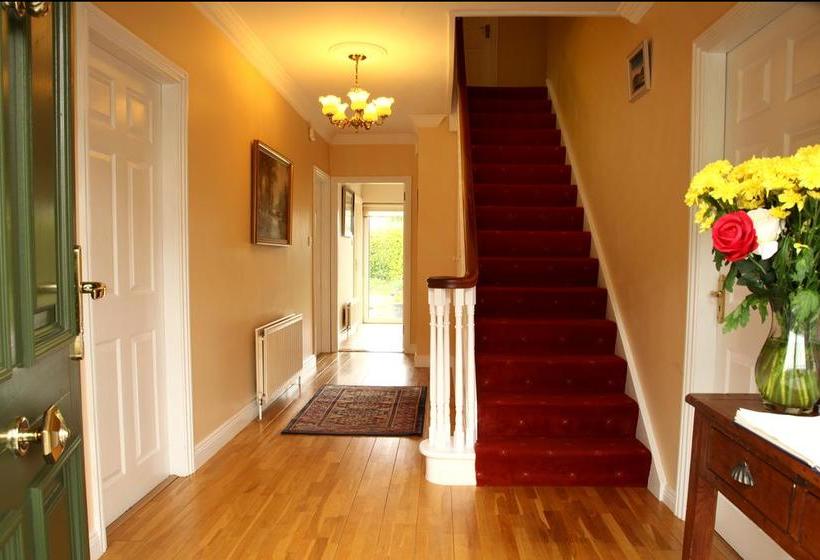 Hazelbrook Bed & Breakfast