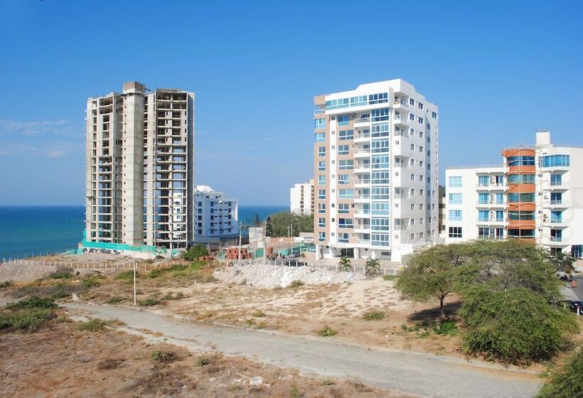 호텔 Hostal Antares