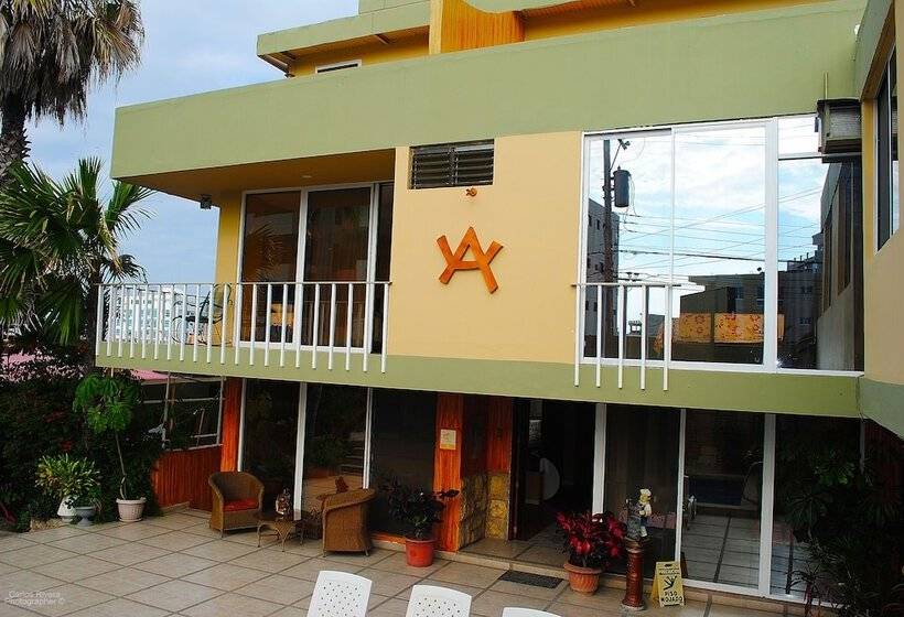 호텔 Hostal Antares