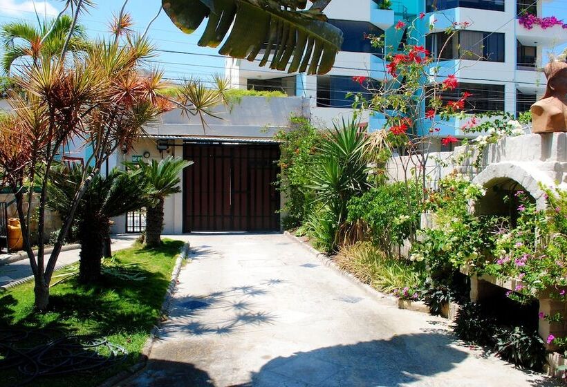 호텔 Hostal Antares