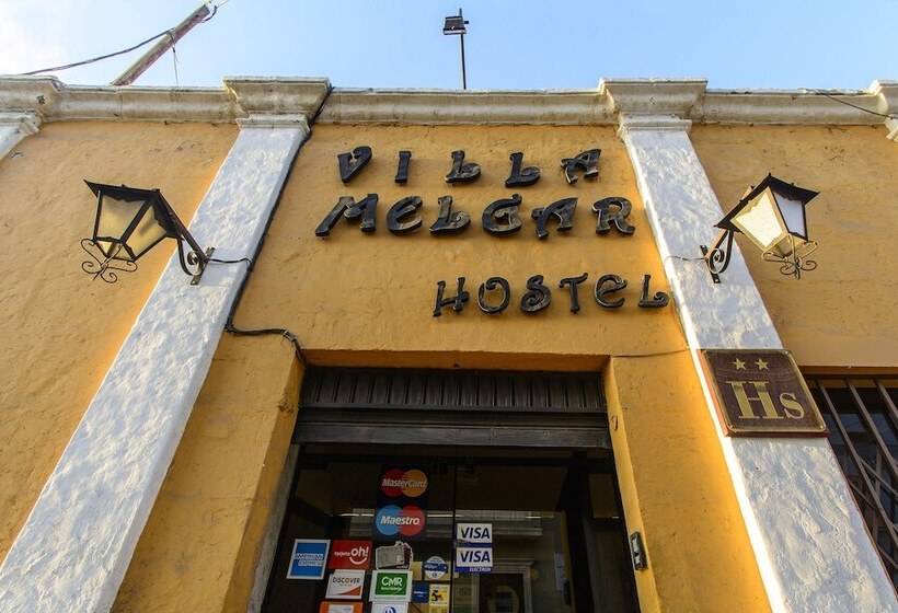 호텔 Hostal Villa Melgar