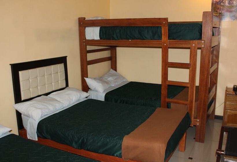 호텔 Hostal Villa Melgar