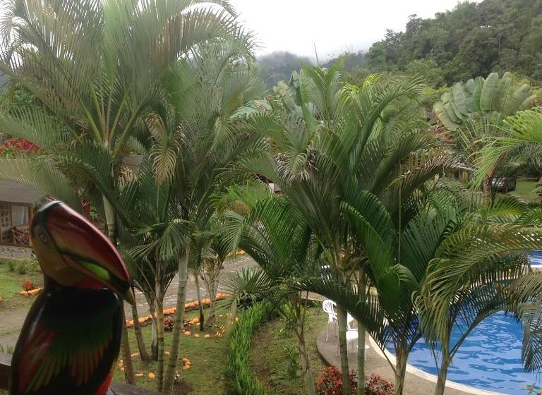 هتل Hostería Arasari