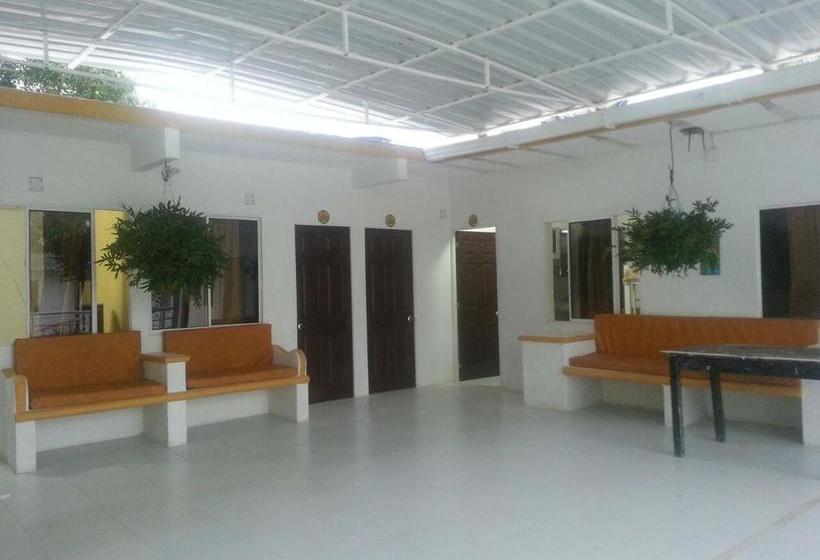 هتل Villa Real Tolú