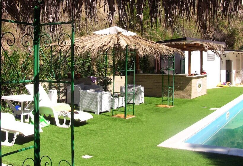 בית מלון כפרי Il Corbezzolo