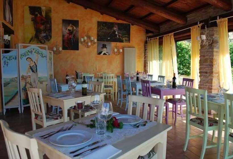 בית מלון כפרי Il Poggiolo Di Parrano