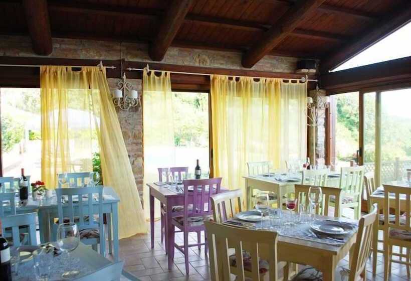 בית מלון כפרי Il Poggiolo Di Parrano
