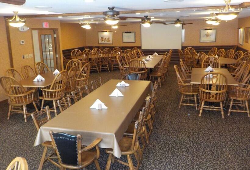 בית מלון כפרי Indian Hills Inn & Rv Park