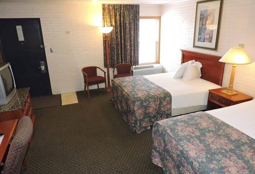 בית מלון כפרי Indian Hills Inn & Rv Park