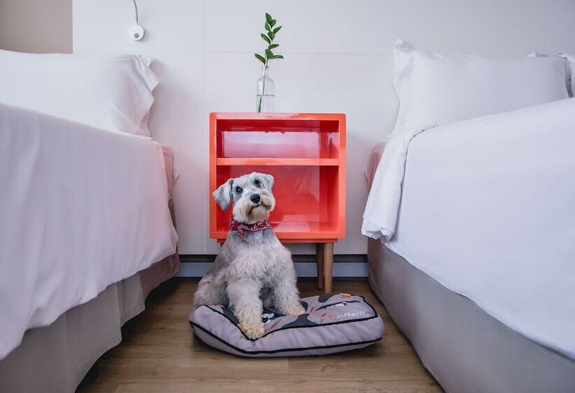 בית מלון כפרי Intercity Curitiba Centro Civico