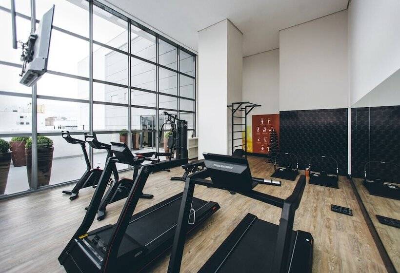 ホテル Intercity Curitiba Centro Civico