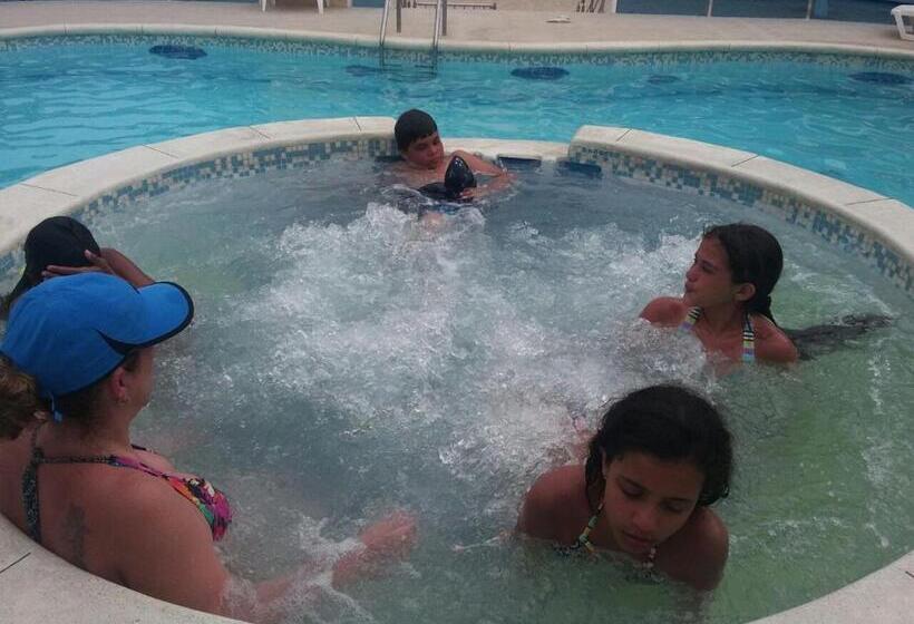 בית מלון כפרי Katylú