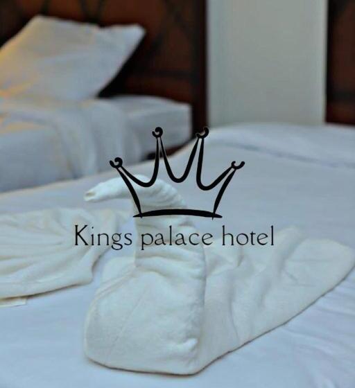 هتل Kings Palace Castle