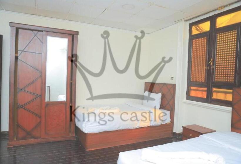 هتل Kings Palace Castle
