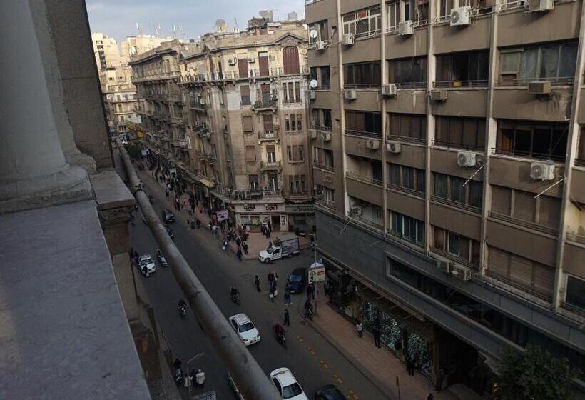 هتل Kings Palace Castle