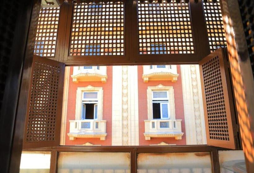 هتل Kings Palace Castle