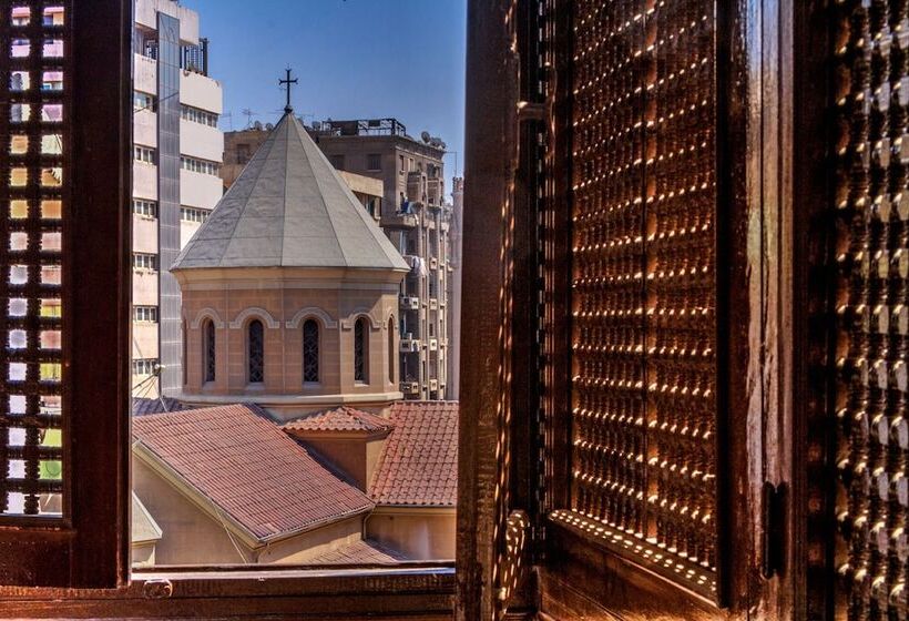 هتل Kings Palace Castle