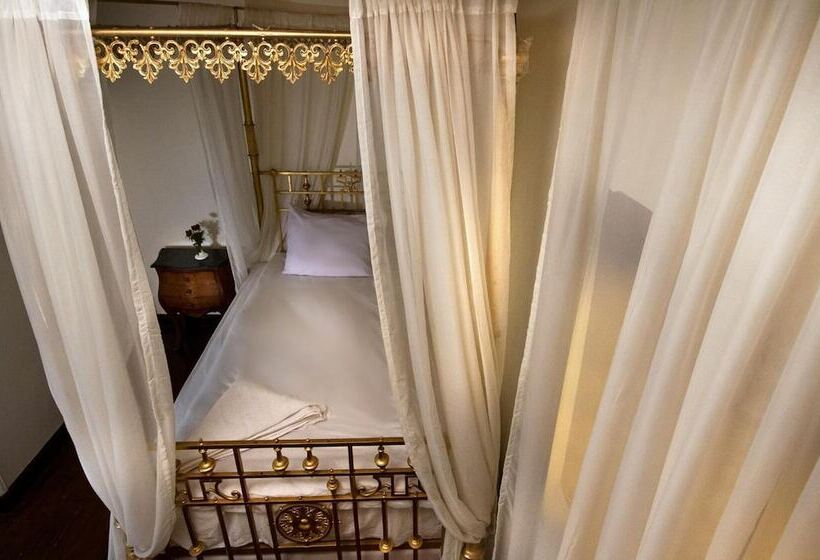 هتل Kings Palace Castle