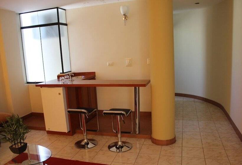 ホテル La Almohada Del Rey