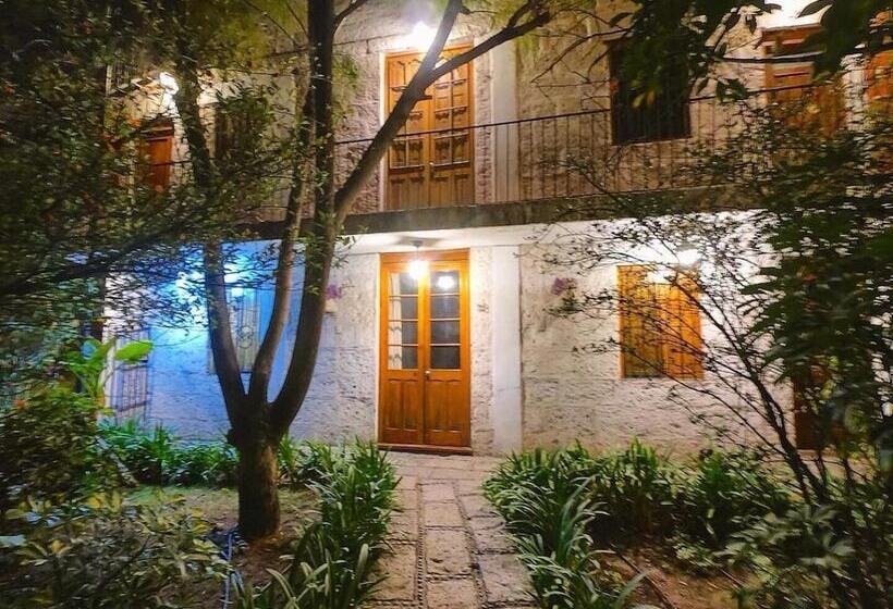 ホテル La Casa De Melgar