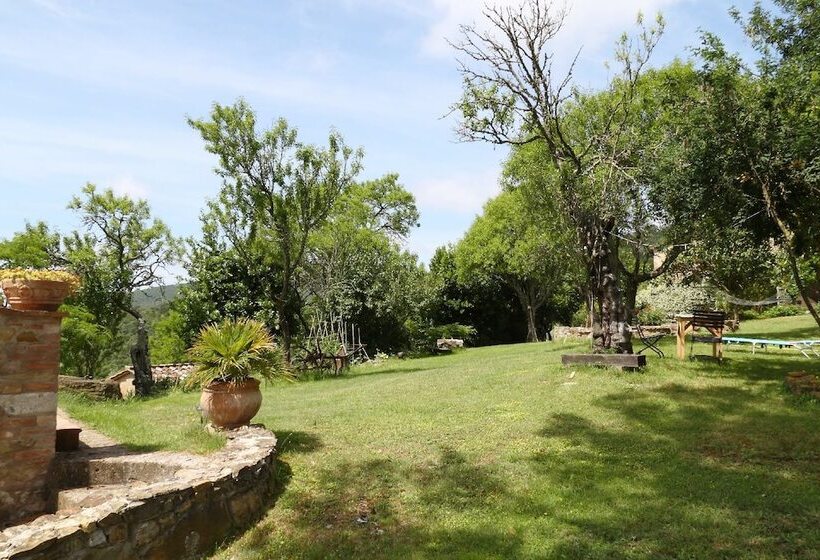 호텔 La Casetta Nel Bosco