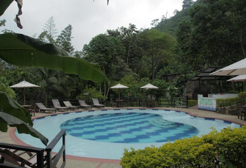 호텔 La Selva Reserva