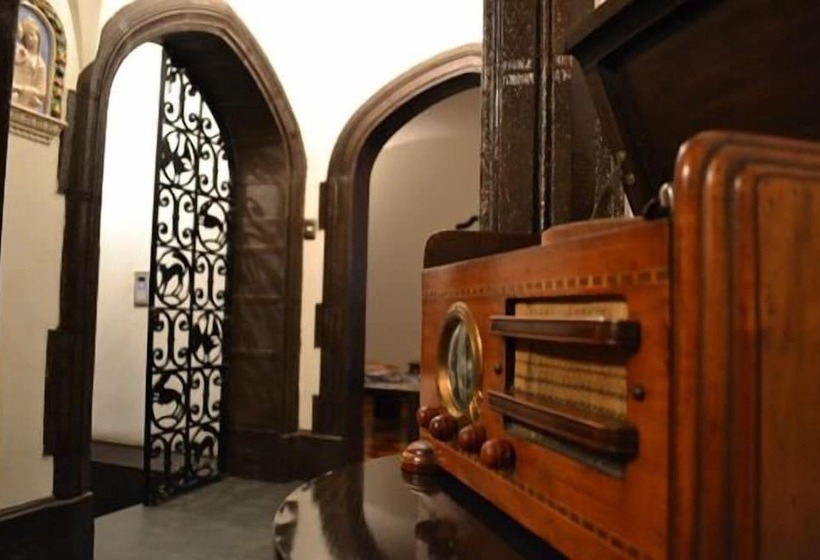 هتل Landay Hostel