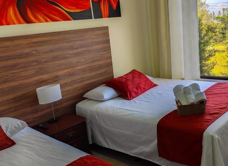 هتل Las Mercedes Airport Quito