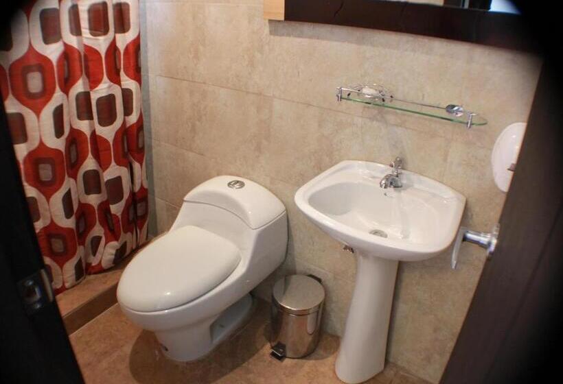 בית מלון כפרי Las Mercedes Airport Quito