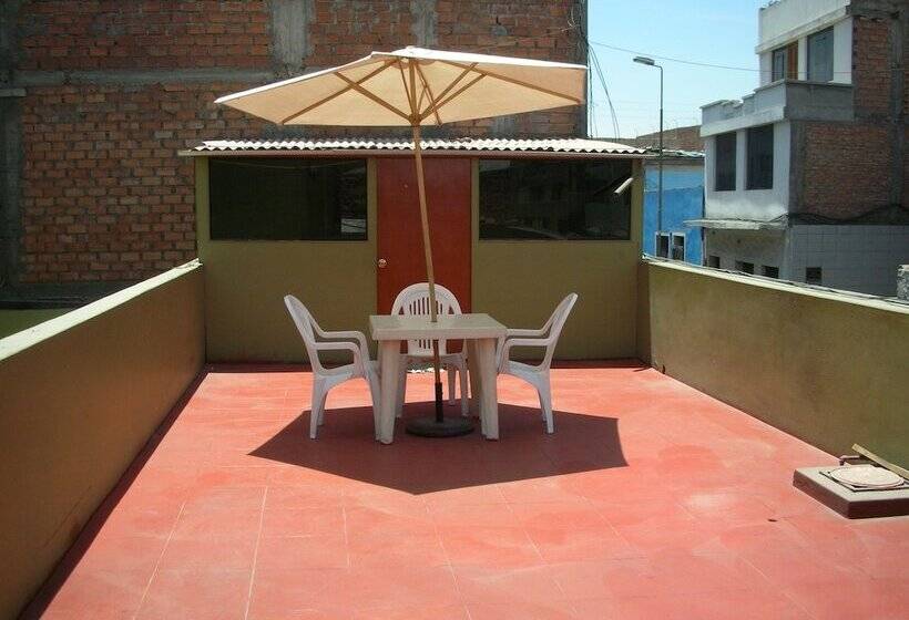 בית מלון כפרי Mary S House