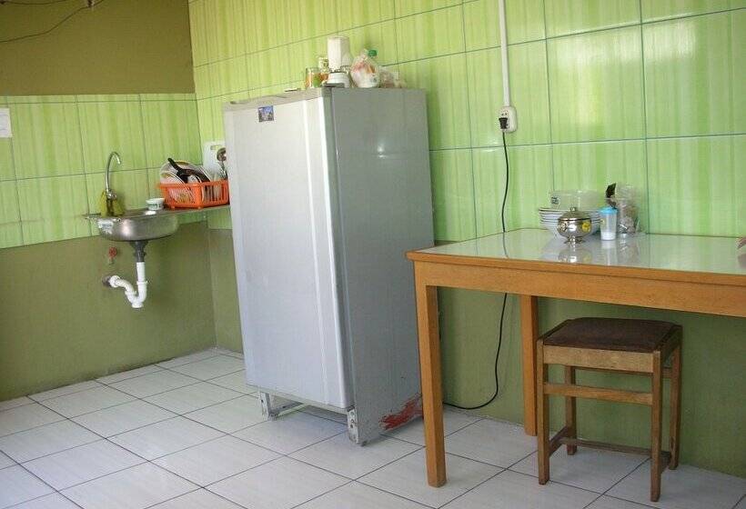 בית מלון כפרי Mary S House