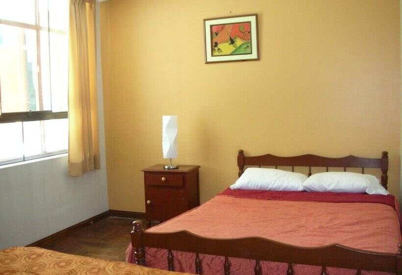 בית מלון כפרי Mary S House