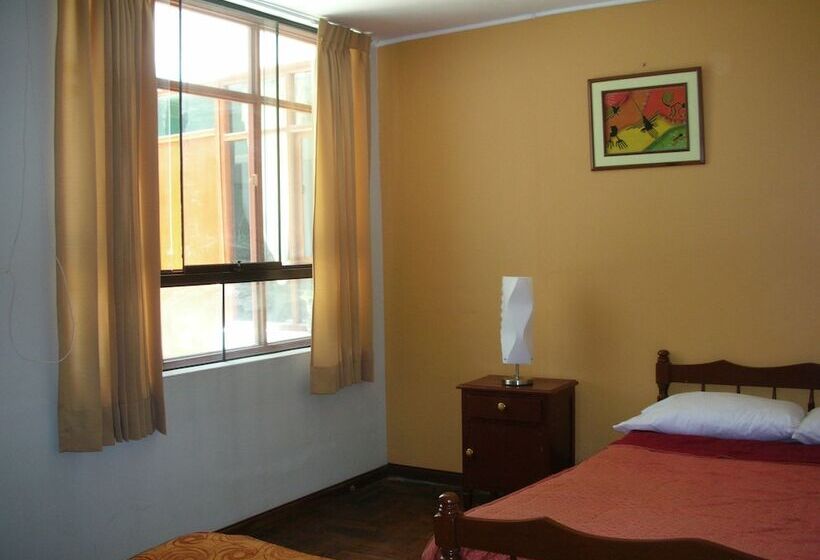 בית מלון כפרי Mary S House