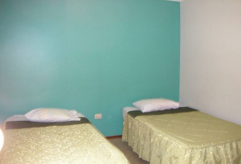 בית מלון כפרי Mary S House