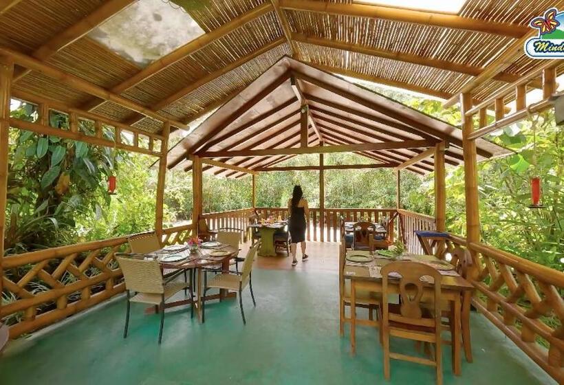 هتل Mindo Garden Lodge And Wildlife Reserve