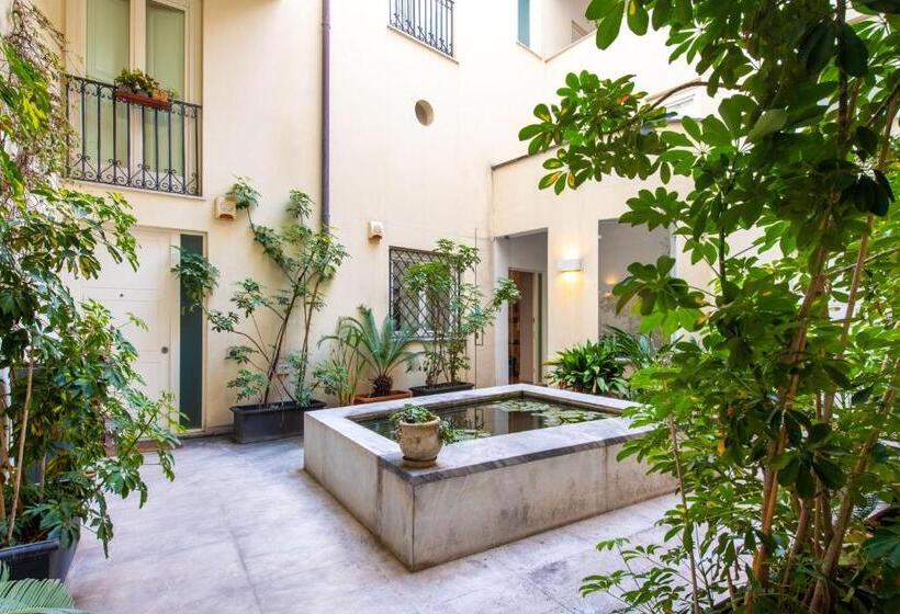 Отель Moncada Suites & Apartments