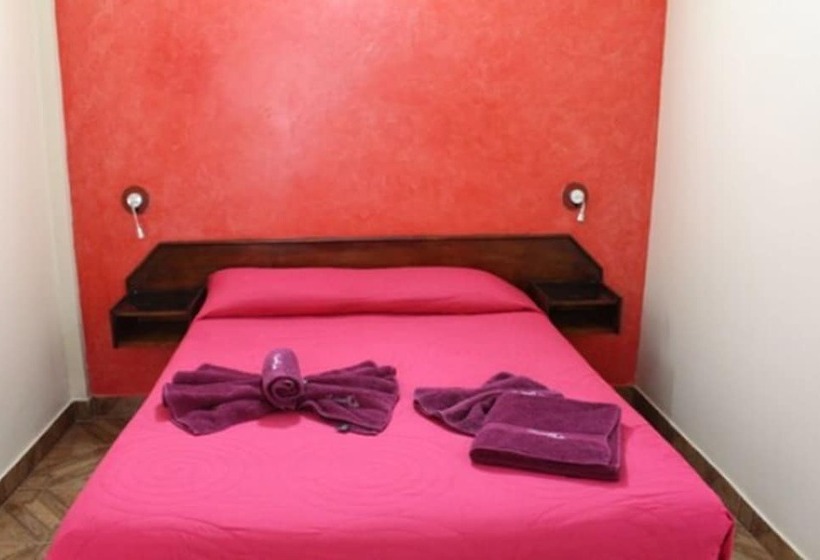 酒店 Hostel & Posada Noelia