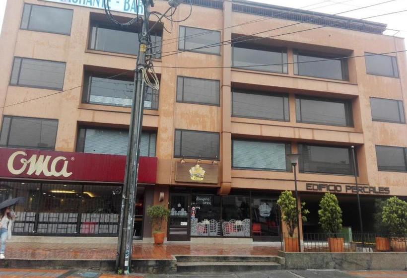 호텔 Apartamentos Percales