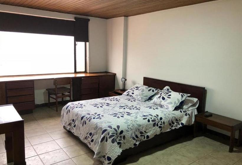 호텔 Apartamentos Percales