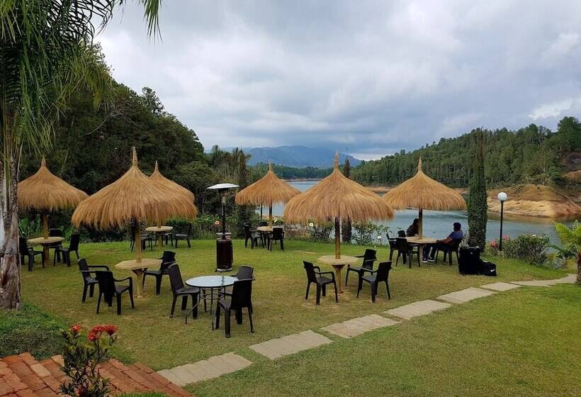 בית מלון כפרי Pietrasanta