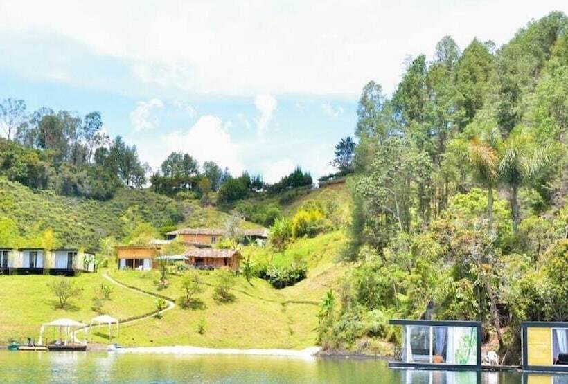 בית מלון כפרי Pietrasanta