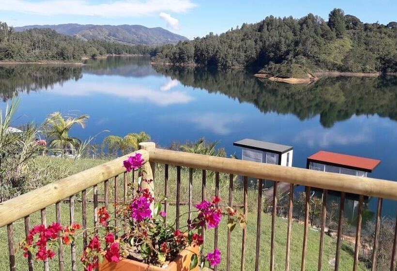 בית מלון כפרי Pietrasanta