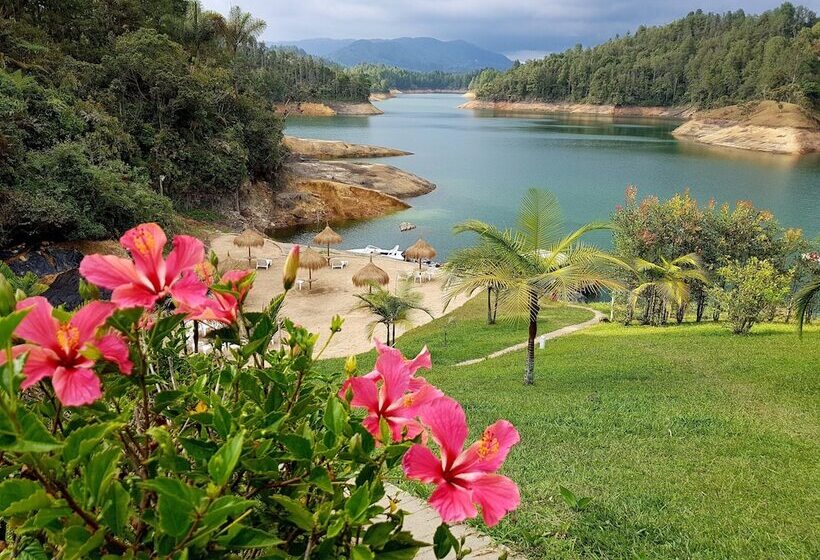 בית מלון כפרי Pietrasanta