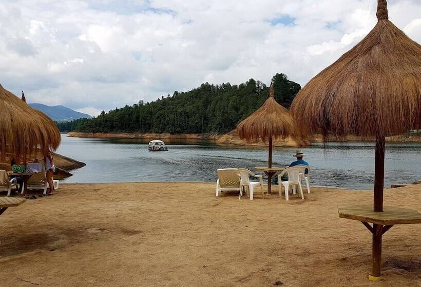 בית מלון כפרי Pietrasanta