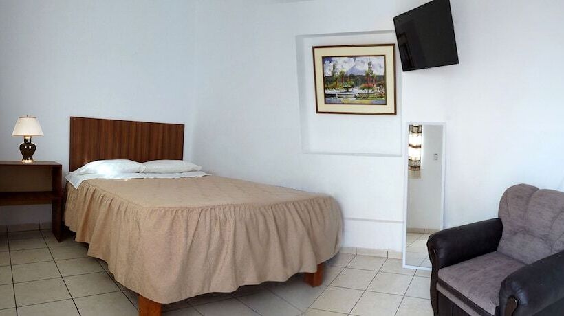 ホテル Pirwa Park Hostel Arequipa