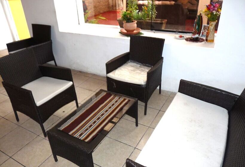 ホテル Pirwa Park Hostel Arequipa